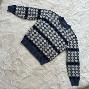 Vintage Oyster Bay white and blue wool sweater